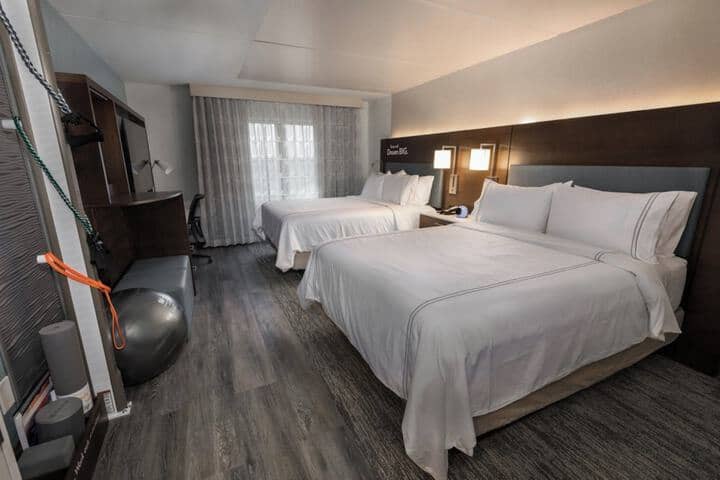 Room 3 of 50
